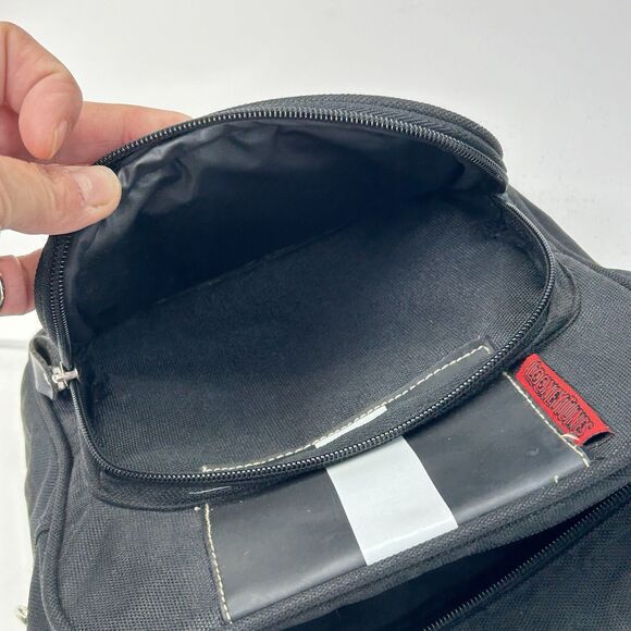 VTG Looney Tunes Tweety Bird 1998 Backpack Convertible Crossbody 3D Pockets - Picture 9 of 16